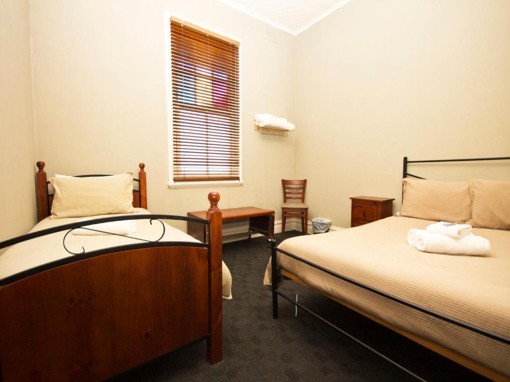 Peden'S Hotel Cessnock Exterior photo