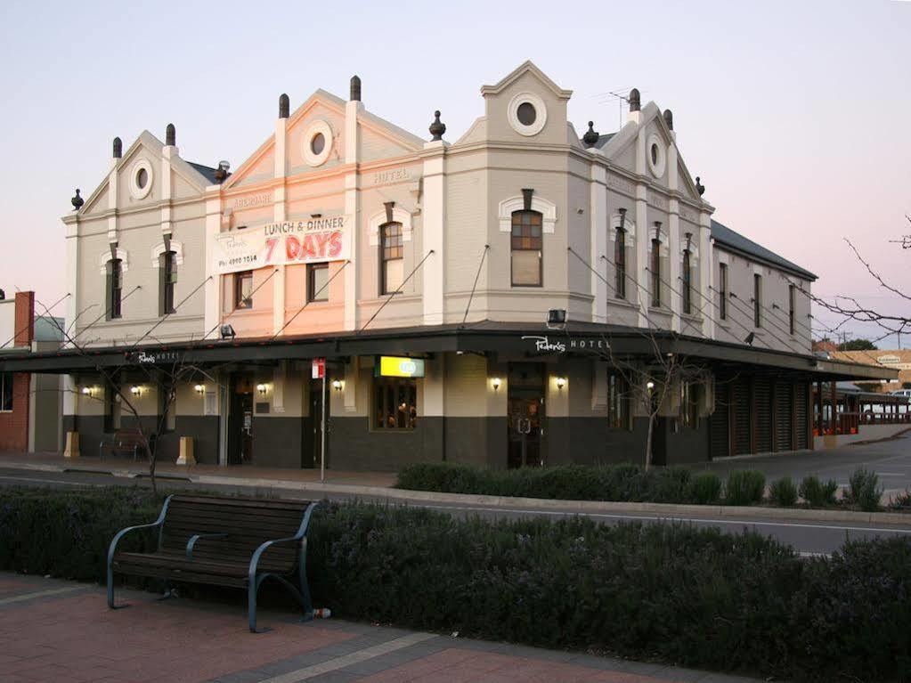 Peden'S Hotel Cessnock Exterior photo
